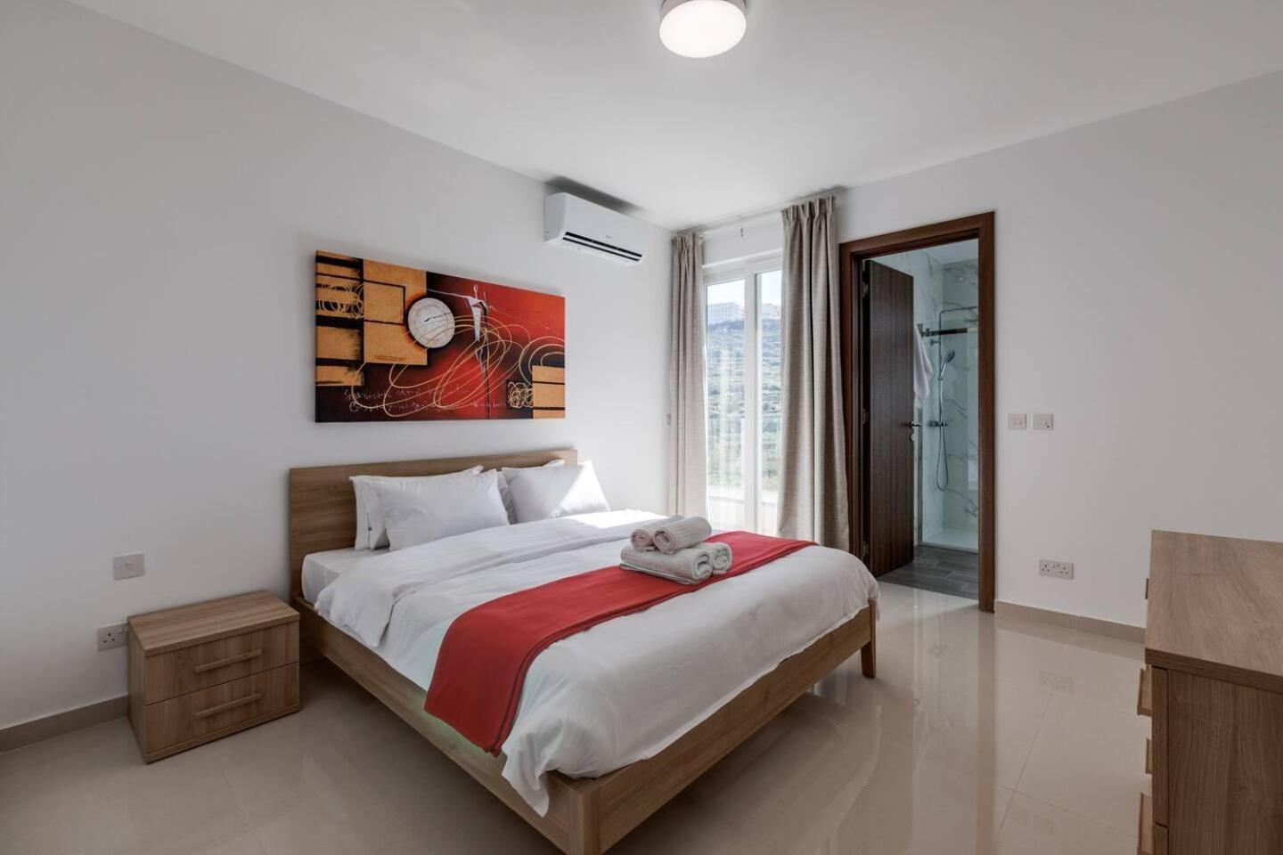 9Ten11 Seafront By Homely Mellieha Exterior foto